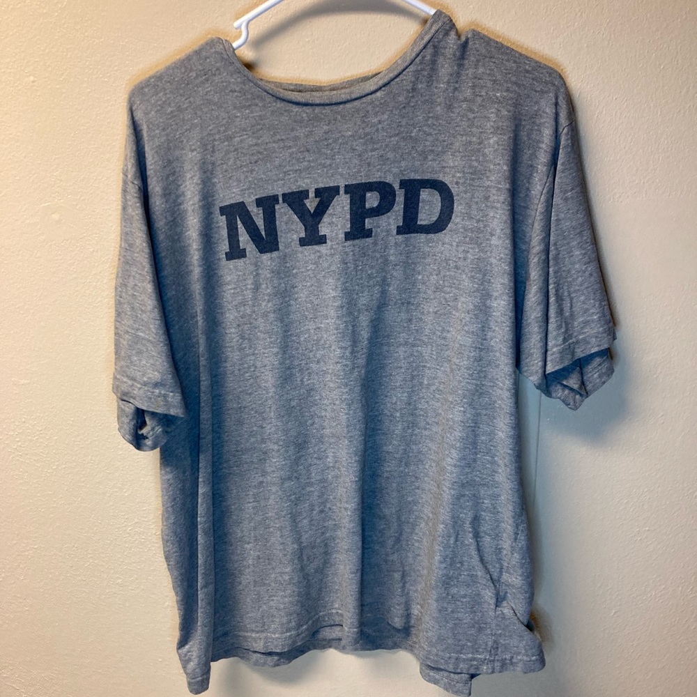 NYPD men’s grey tshirt size Large
